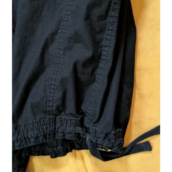 St John's Bay Women's plus Bermuda Cargo Shorts Black size 30W - Picture 4 of 10